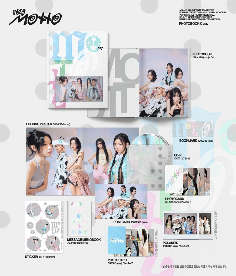 ITZY Motto - Random Photobook - Image 4